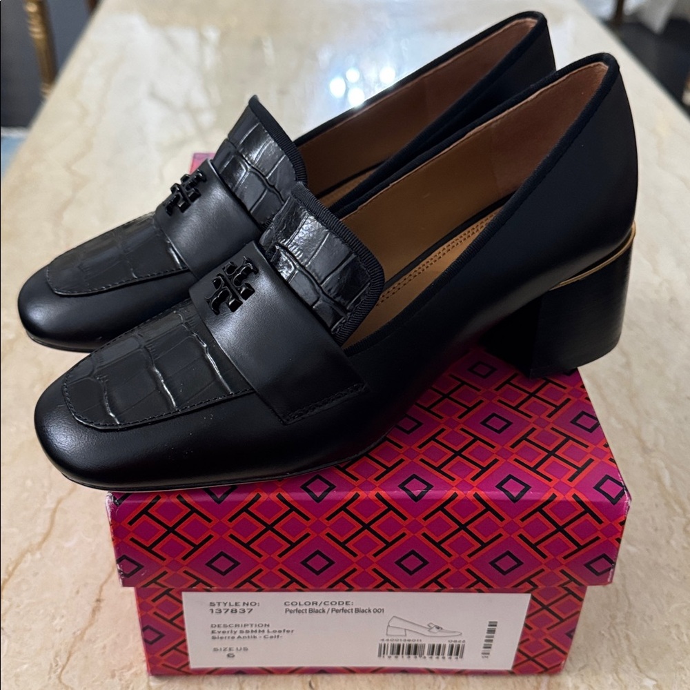 NWT Tory Burch Everly Heeled Loafers.